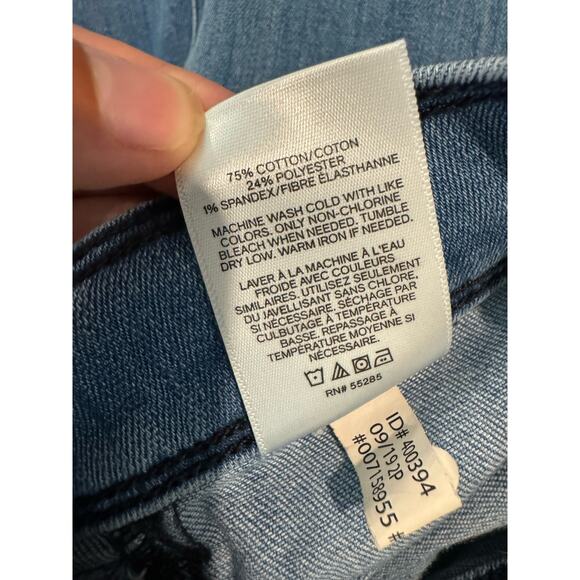 Express 70's inspired Super High Rise Bell Flare Tie Waist Jeans - Picture 8 of 8